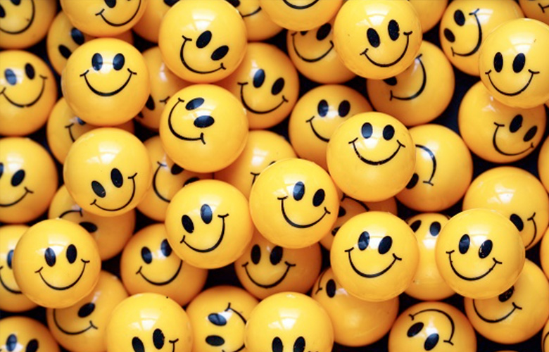 happy|690x442